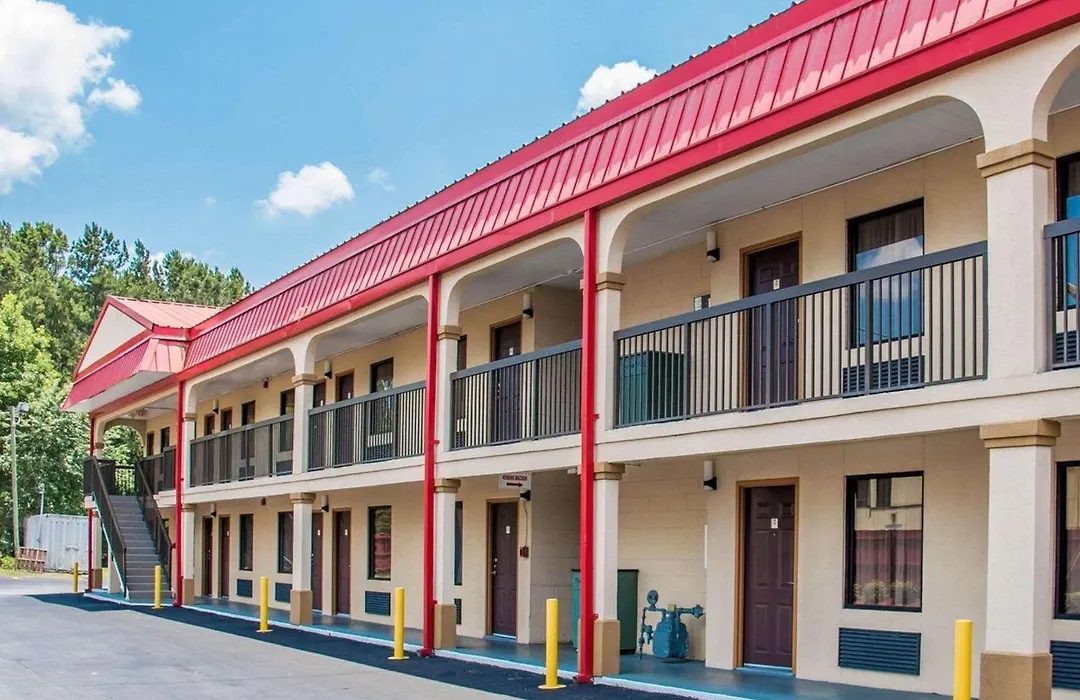 Econo Lodge Richmond Hill-1